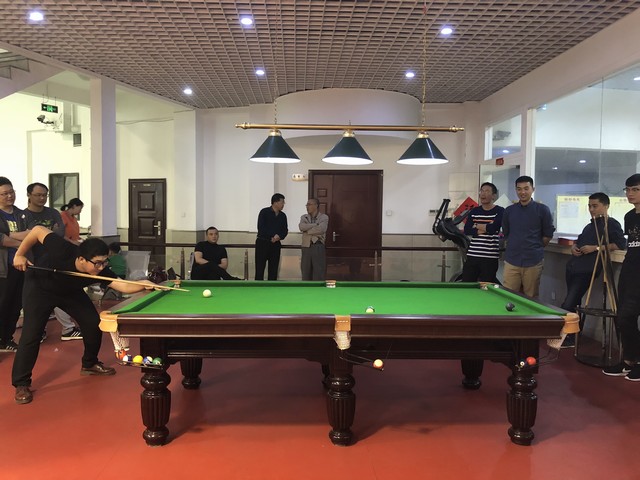 台球.jpg 台球.jpg