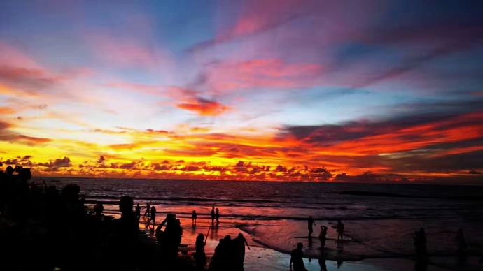 二等奖 七公司 马伟 巴厘岛晚霞.jpg